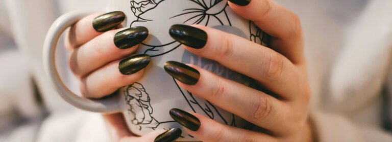 Sprinkle some sparkle on your nails